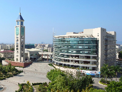 <font color='#333333'>炬誠55寸1.7mm 3×4拼接屏系統(tǒng)成功運用于梅州市嘉</font>